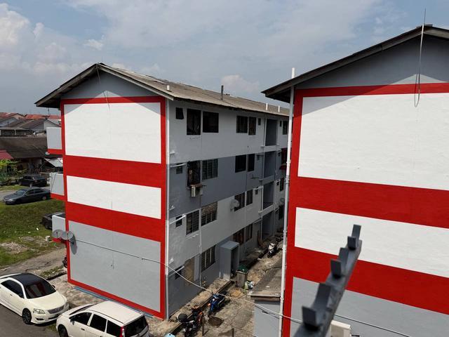Taman Ungku Tun Aminah Low Cost Flat for Sale