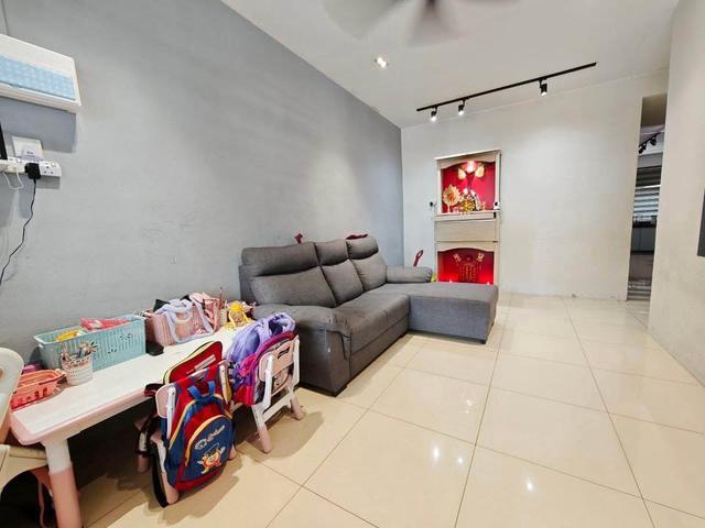 Taman universityskudai single storey renovated full loan cash out