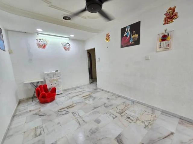 Taman Universiti Fully Renovated Extended Mid Cost 1 Storey Terrace