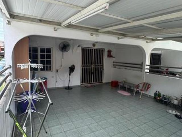 Taman Universiti Indah 2Sty House For SaleRumah Seri Kembangan Dijual