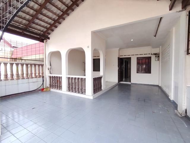 Taman Universiti Pertanian Renovated Unit 3 Bilik Full Loan