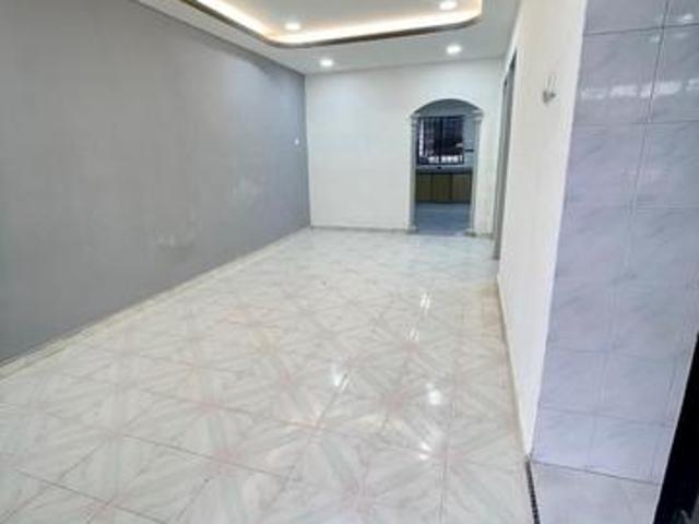 Taman Universiti Single Storey Fully Ext Reno 100 Loan