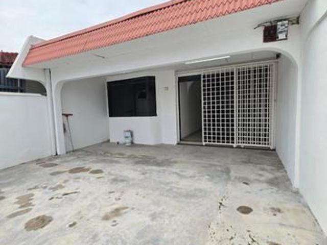 Taman Universiti Single STorey House Can Do Full Loan with 0 Deposit