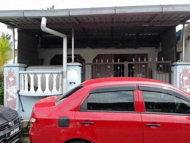 Taman Universiti Single Storey House Skudai