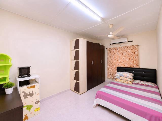 Taman universiti single Storey low Cost