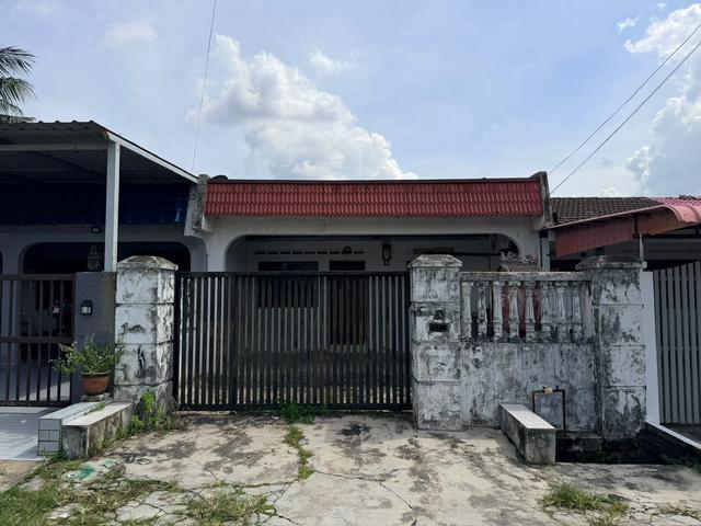 Taman Universiti Single Storey Low Cost House 2bed Skudai Johor Bahru