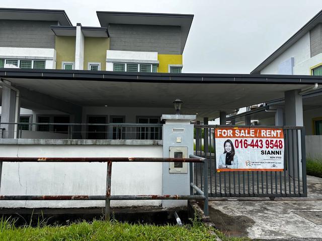 Taman Uni Vista Corner Double Storey House For Rent