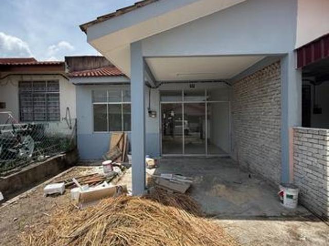 TAMAN VISTA JAYA LUKUT NEGERI SEMBILAN For Sale