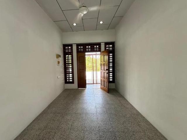 Taman Wira Jaya Chinese Neighbour 1 Stry Terrace Open Facing House
