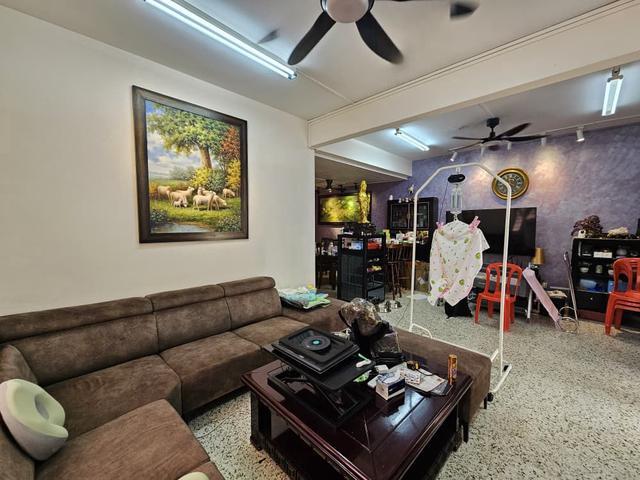 Taman Yulek cheras KL 22x70 double storey house near midah