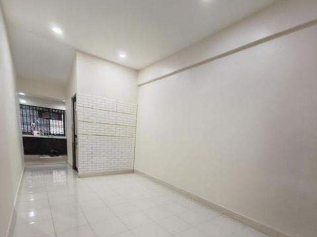 Taman Abadi Single Storey Terrace Ulu Tiram Full Loan