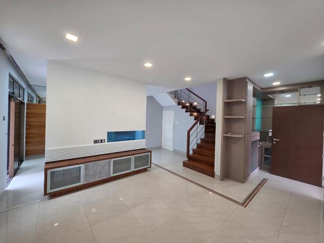 TAMAN ADDA HEIGHTS Double Storety Cluster 5 Bed Partial Furnished