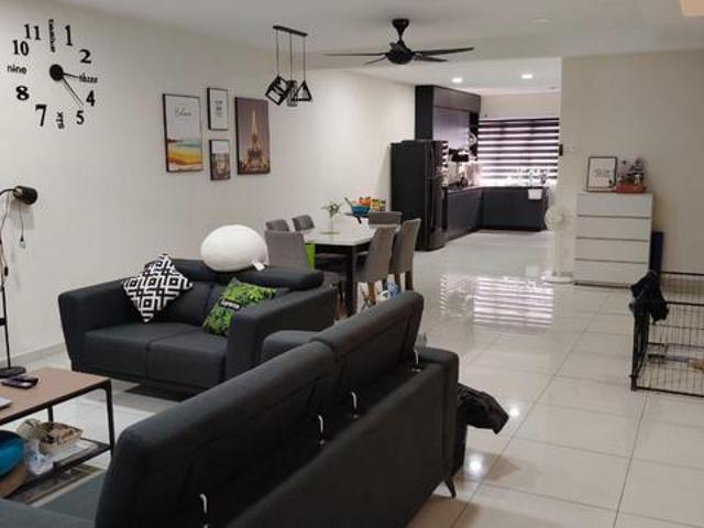 Taman Adenium Bukit Beruntung Rawang 2 Storey House For Sale