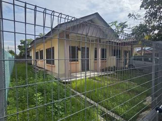 Taman Air Manis Sungai Besar Non Bumi Lot