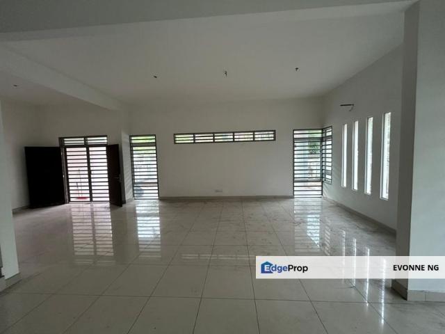 Taman Anggerik Villa