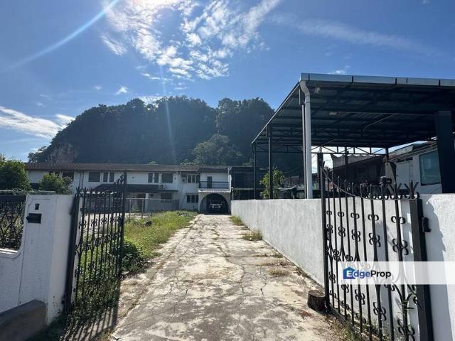 TAMAN ANJUNG BERCHAM UTARA