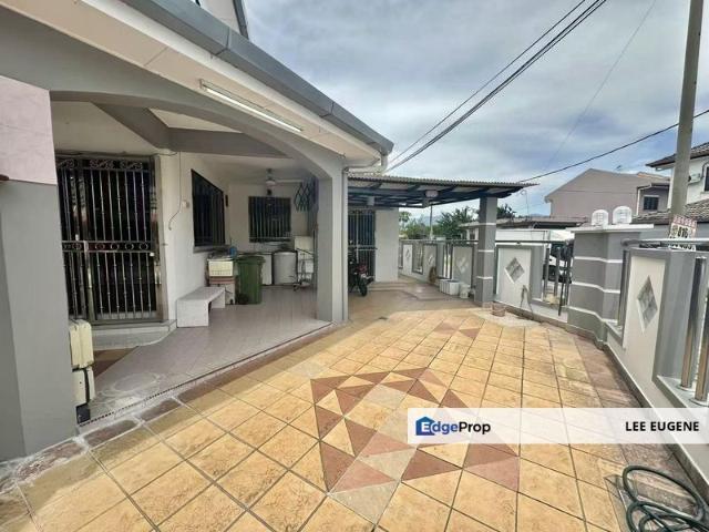 TAMAN ANJUNG BERCHAM UTARA