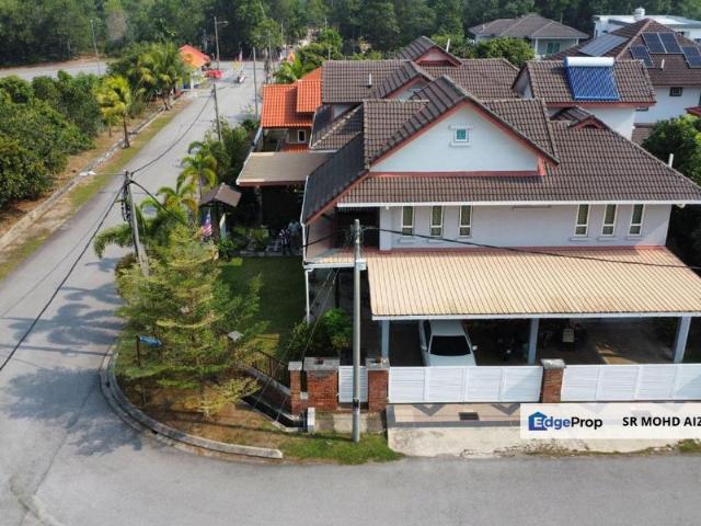 Taman Anjung Ixora