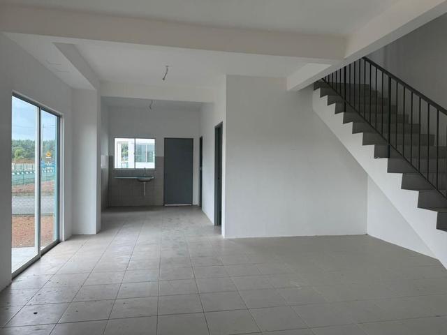 Taman Arowana 2 Storey Terrace House Scientex House For Sale