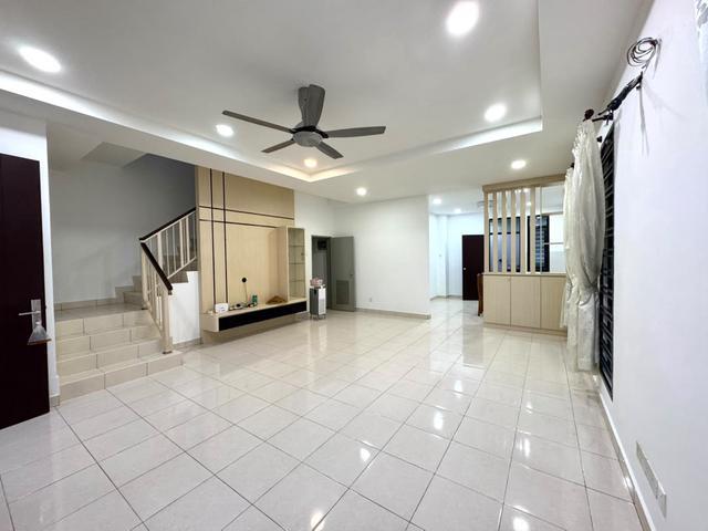 Taman Austin Duta Double Storey Terrace Renovated