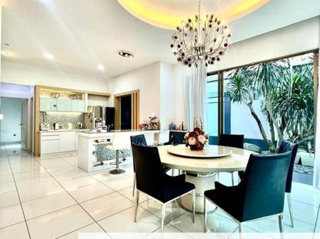 Taman Austin Heights