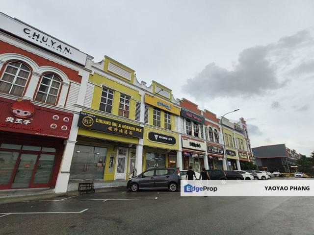 Taman Austin Heights