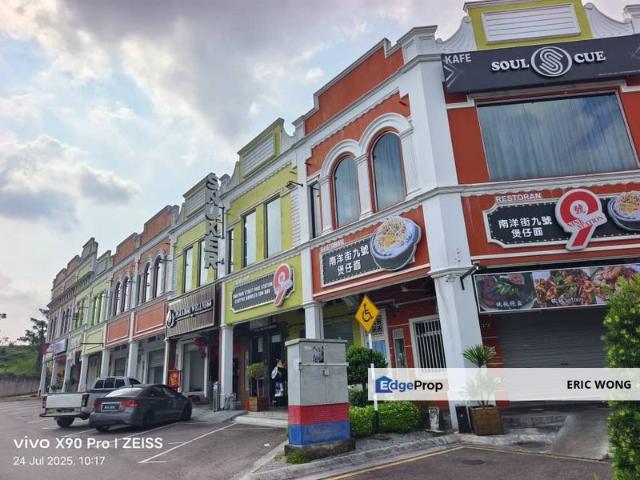 Taman Austin Heights