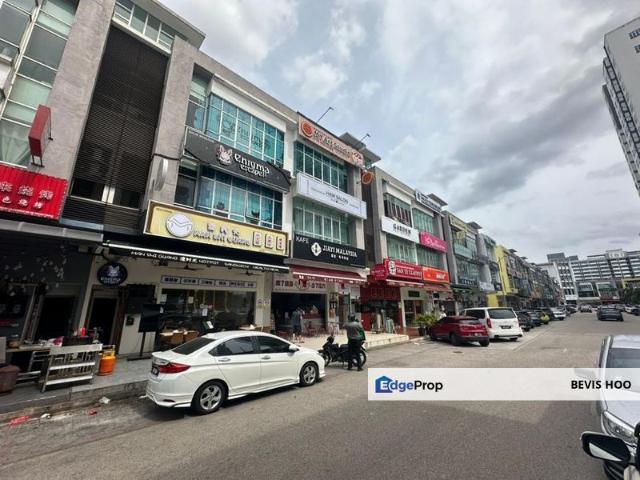 Taman Austin Heights