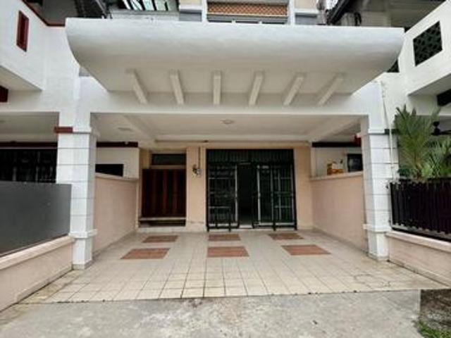 Taman Austin Perdana