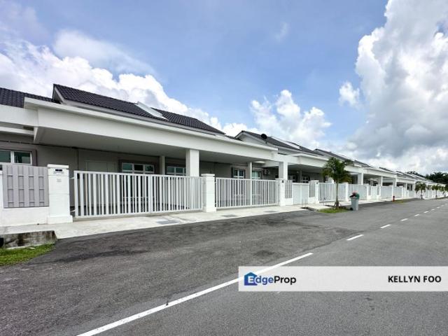 Taman Ayer Molek