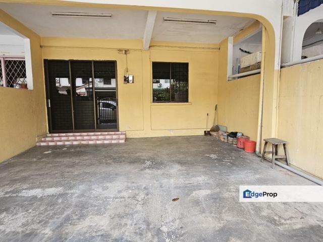 TAMAN BANDAR BARU MENGLEMBU