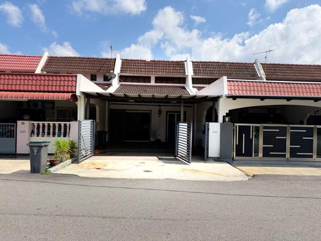 Taman Bachang Baru Melaka TERES SETINGKAT NEWLY RENOVATED