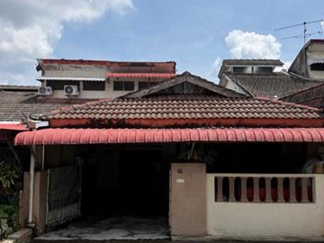 Taman Bahagia Kluang Luas 1680 sqft Zero Deposit Extra Cash