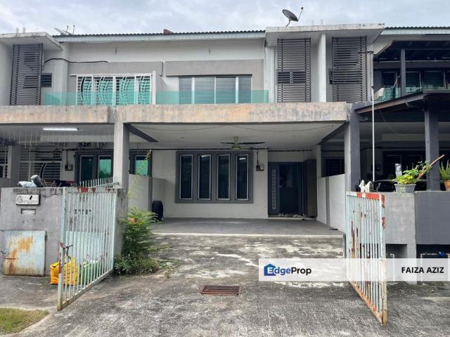 Taman Baiduri, Dengkil