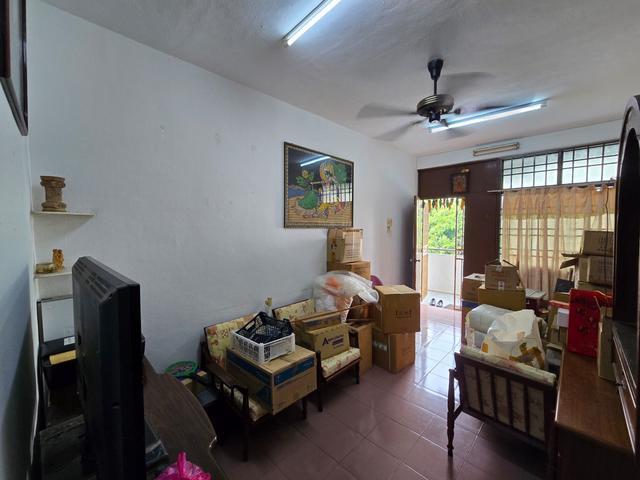 Taman Batu Bukit Block 15 Tanjung Tokong 2Bedrooms 600sf Renovated