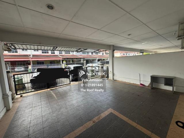 Taman Bayu Emas, Klang Double Storey Terrace House • Land Size: 20 x 80 • 4 Bedrooms | 4 Bathrooms Selling Price: RM680,000