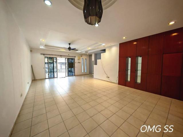 Taman Bayu Tinggi2 Storey Limited Terrace House for Sale at Klang
