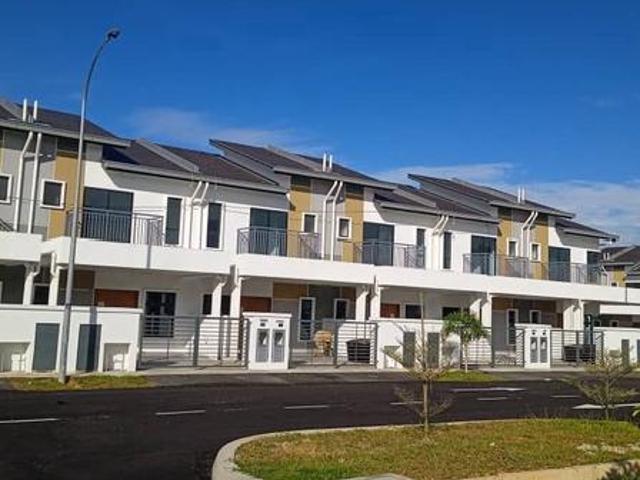 Taman Bentara Double Storey 4R3B 1200sf RM400000 0 Down