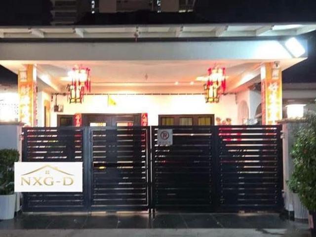 Taman Berkeley KLANG 15 Storey House For Rent FURNISHED Aircond 20x80