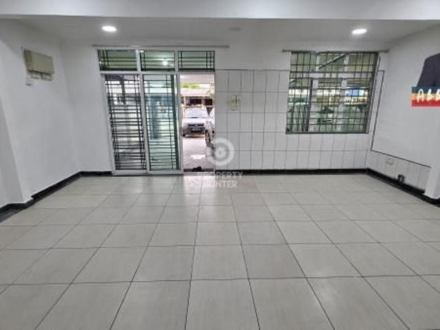 Taman Bersatu, Putatan | Single Storey House For Rent