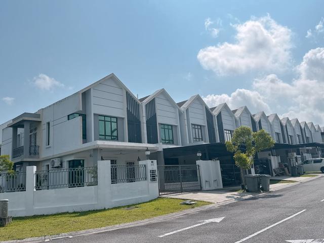 Taman Bistari Perdana Double Storey Terrace House 4bed Masai Johor