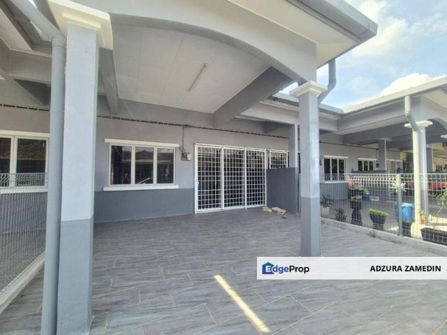 Taman Bunga Raya, Seksyen 30. Shah Alam 1 Storey Terrace For Sale BELOW MARKET