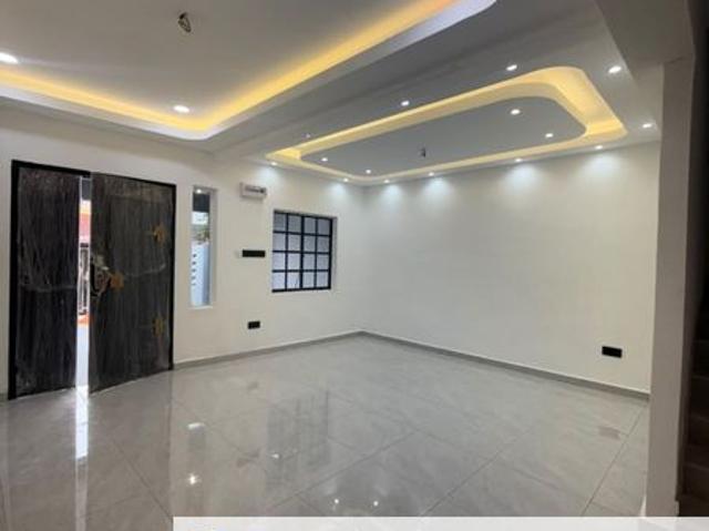 Taman Bukit Tiram 2 storey house for sales