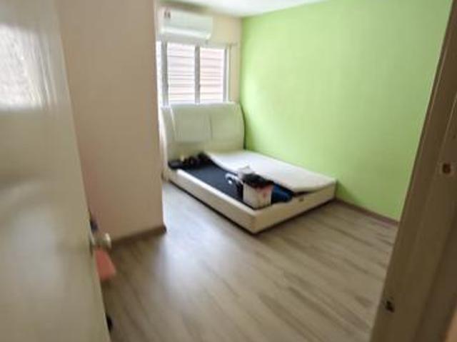 Taman Bukit Emas Town House 1200sf 3rooms 2 bathFreehold Balakong