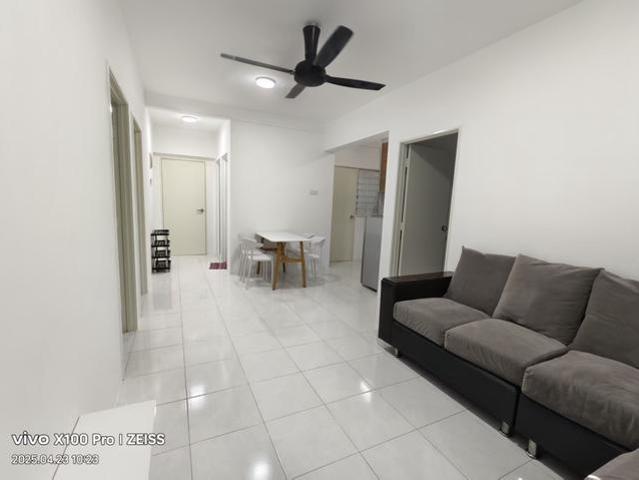 Taman Bukit Erskine Apartment