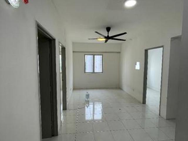 Taman Bukit Erskine High Floor 2 Car Parks
