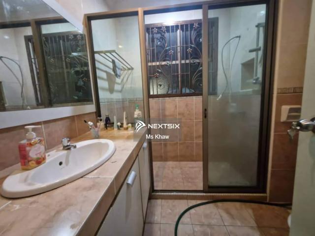 Taman Bukit Indah 双层 Semi D 部分装修好这间可以考虑！ 3414 sqft 大地段，Unblock view Facing Garden 去 Aeon、通关新加坡都方便