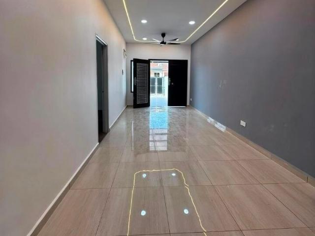 Taman Bukit Indah Single Storey Terrace House | 3 Bedrooms | Freehold | Non Bumi
