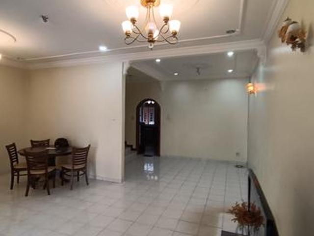 Taman Bukit Minyak Double Storey Terrace For Sale negotiable