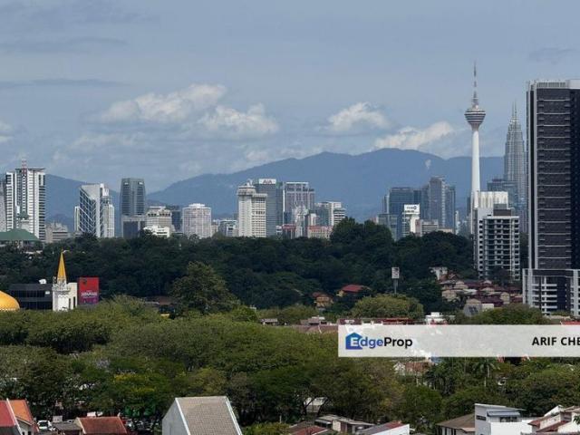 Taman Bukit Pantai
